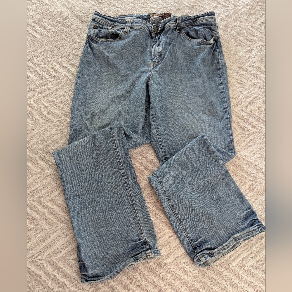 ZD Straight Leg Jeans